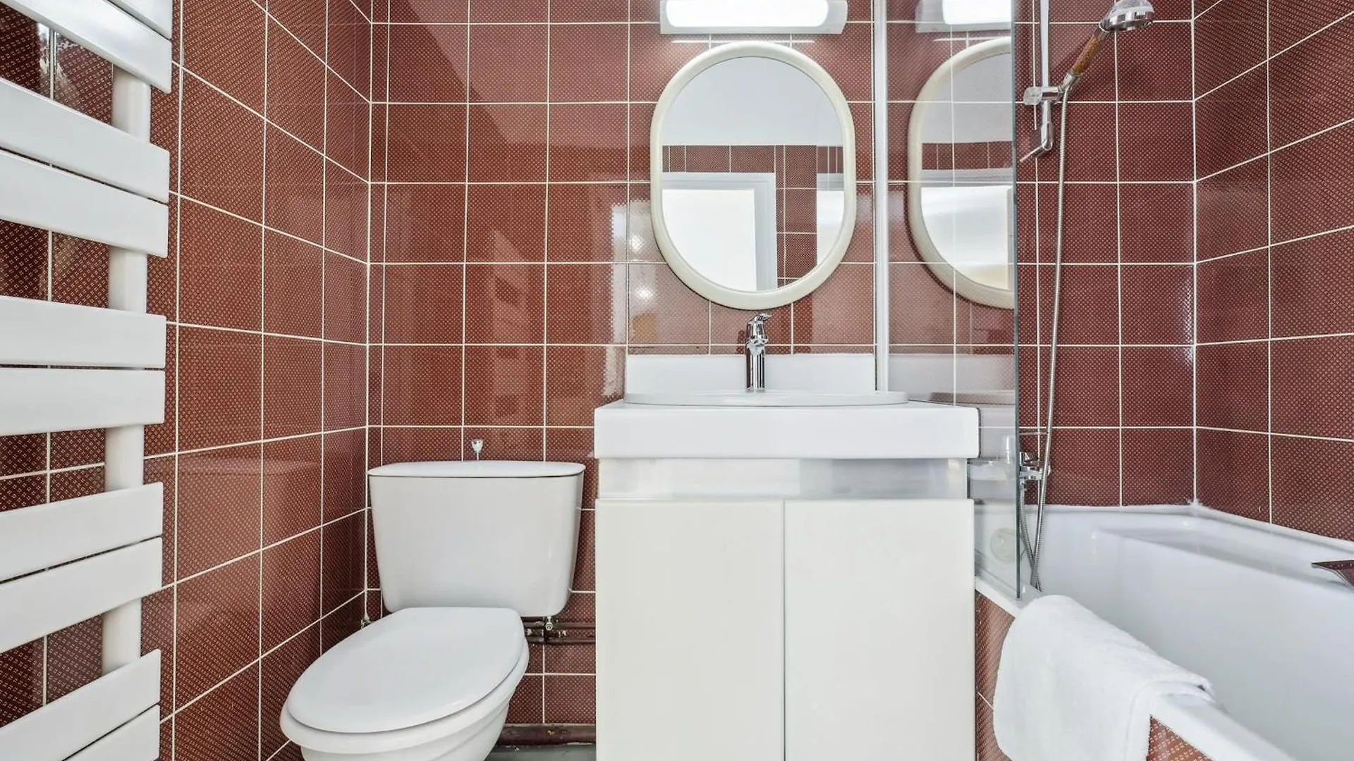 Eiffel Tower & Trocadero - 1br - Cityapartmentstay Διαμέρισμα *